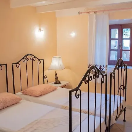 Apartment Traditional Stone House - Matella *