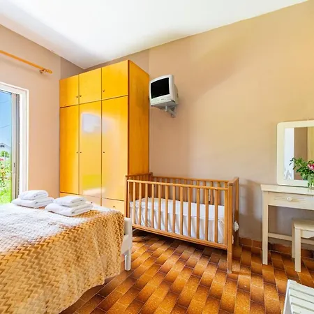 Family Studio Marathias (Corfu)