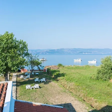 Melador Beachfront Kavos