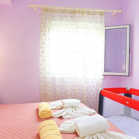 Kaminaki Beachfront Apartment Nisaki (Corfu)