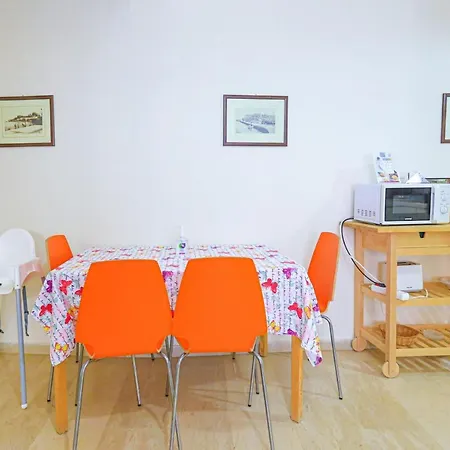 Apartment Kaminaki Beachfront