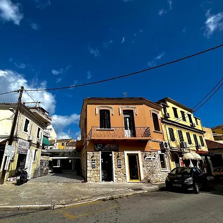 Apartamento Travelers Luxury Suites, & *