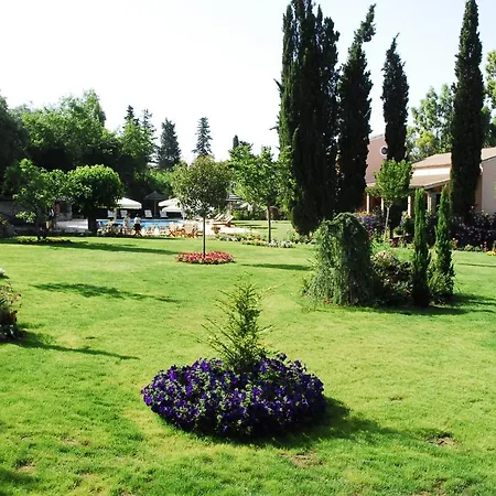Aparthotel Corfu Club