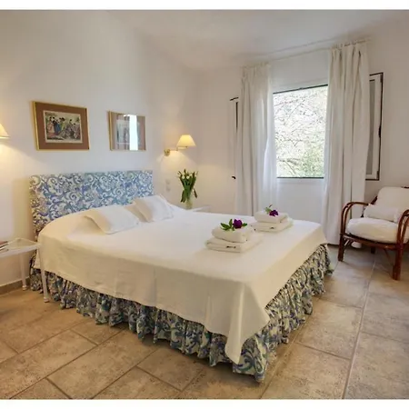 The Saints - St Nicholas Villa *