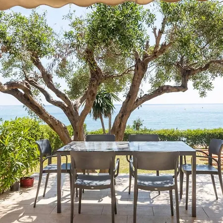 Apartment Seaside Garden Antonio 50 Glyfada (Corfu)