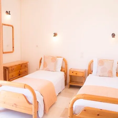Hotel Pantheon Hall Mesongi