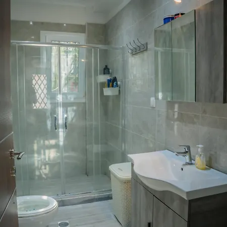 Oliana's Luxury House * Mantouki