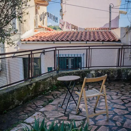 Oliana's Luxury House Apartment Mantouki