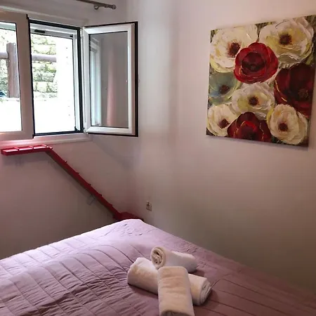 Bettina 1st Floor Villa Afionas