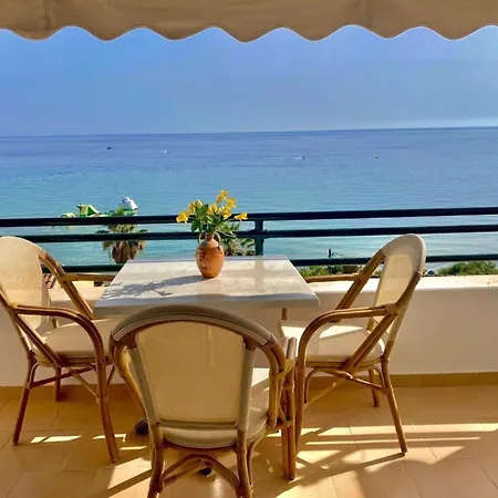 Apartment Corfu Menigos *