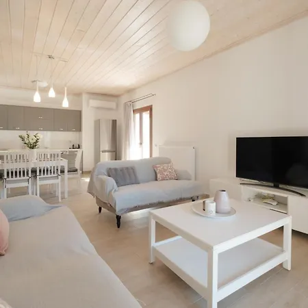 Apartment House Belelis Afionas