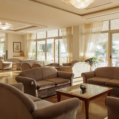 Elea Beach 4*