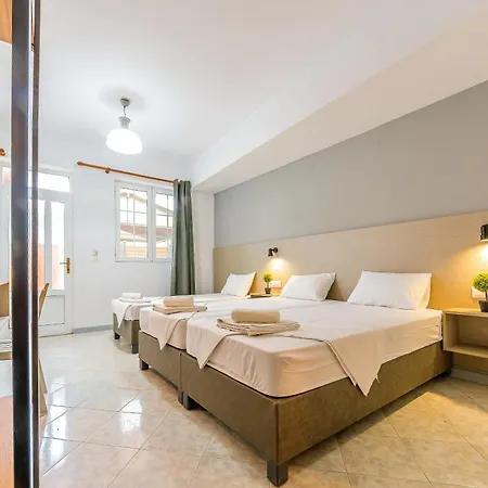 Nikos Aparthotel 3*