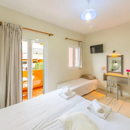 Aparthotel Nikos Kavos