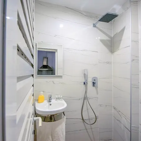 Aparthotel Nikos 3*