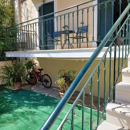 Ferienhaus Adriana Mon Repos *