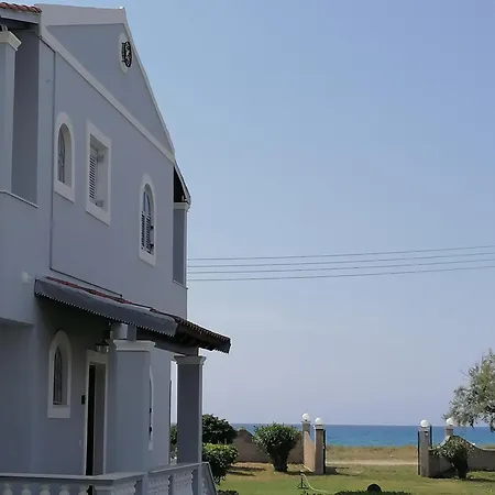 Angela, Seafront Apartments, Almiros Apartment