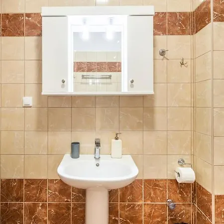 Corfu Downtown Apartment *