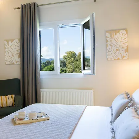 Ellen Holiday home *