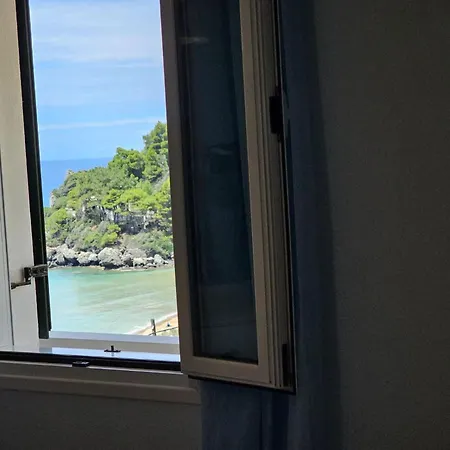 Apartment Corfu Menigos *