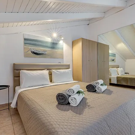 Oceanis 3* Barbati
