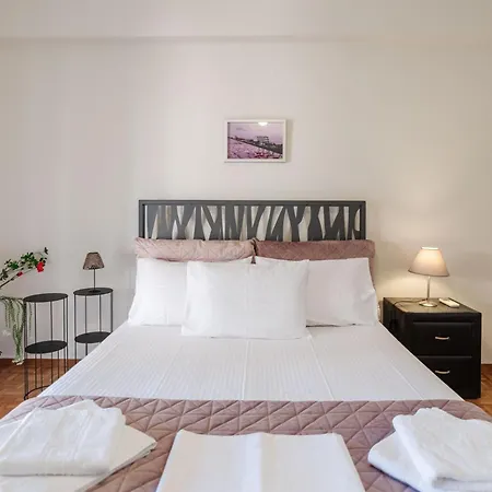 Old Town Finikas Apartment Corfu (city)