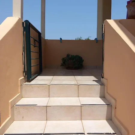 Fox's Sunshine Appartement Alepou