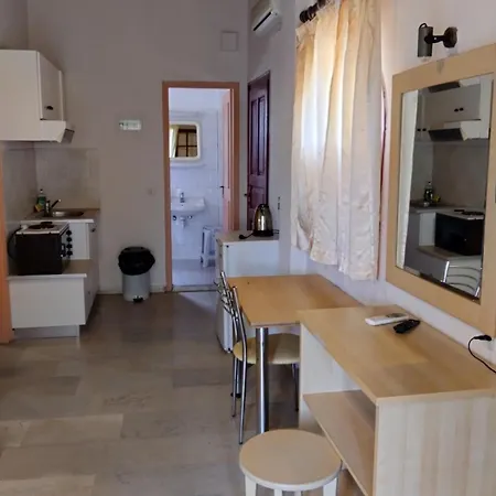 Apartment Bella Grecia And By Hotelius