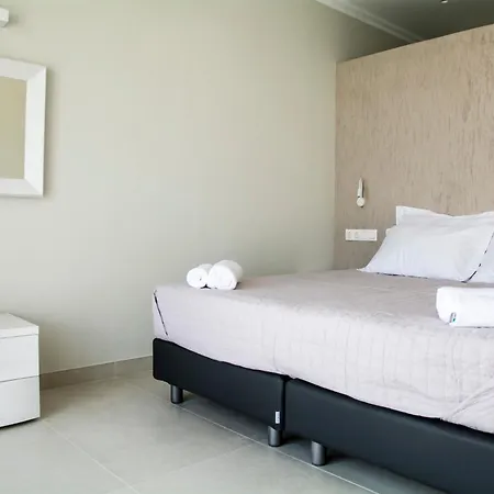 Evas Stone House Villa *