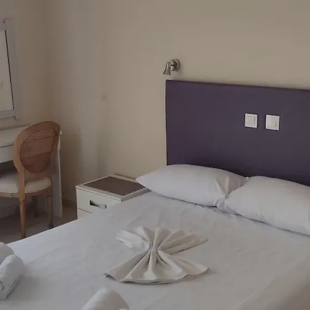 Pantheon Hall Hotel Mesongi