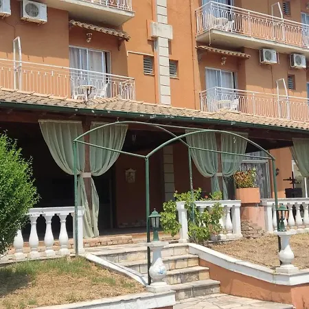 Hotel Pantheon Hall
