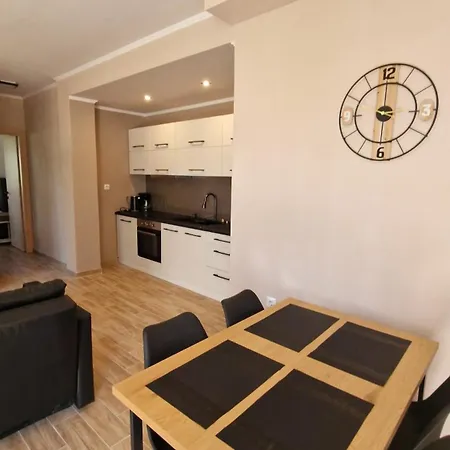 Appartement Efi House *