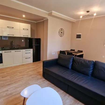 Appartement Efi House *