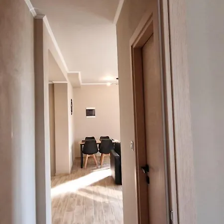Appartement Efi House *
