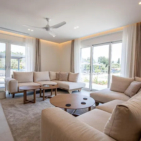 Luxury Rika Corfu- 5 Bedrooms With Pool Gouvia