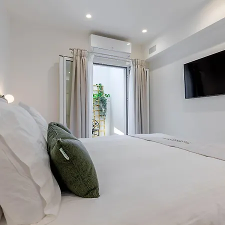 Luxury Rika Corfu- 5 Bedrooms With Pool Villa