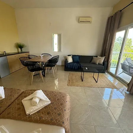 Hotel Mediterranean Blue Kavos