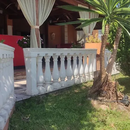 Hotel Pantheon Hall Mesongi