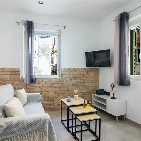 Little Gem By Corfuescapes Apartment
