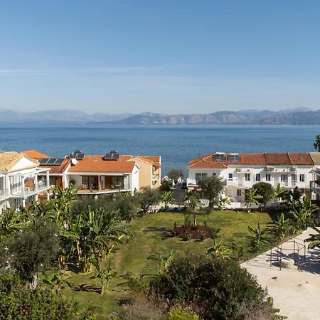 Ekati Mare Lifestyle Hotel 4*