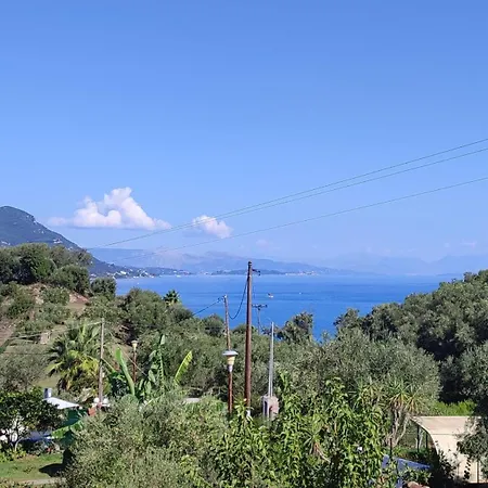 Markatis House With Views To Corfu East Ferienhaus *