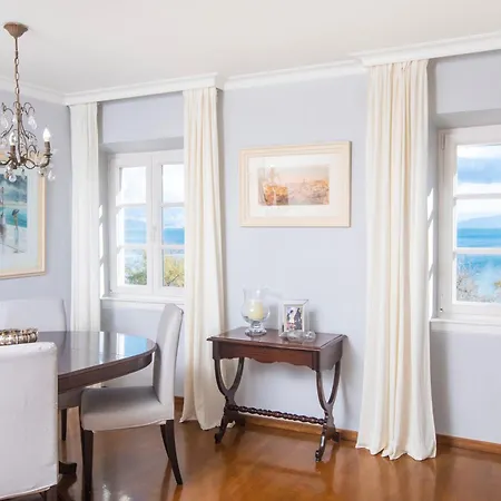 Appartement Celestia House *
