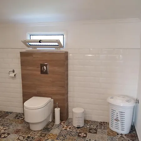 Spiti Lou Apartment *