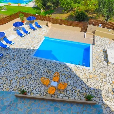 Kristefi Private Pool Pousada *