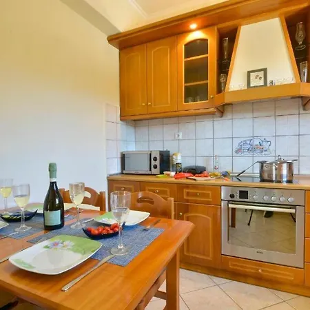 Evdokia's House * Agios Matthaios (Corfu)