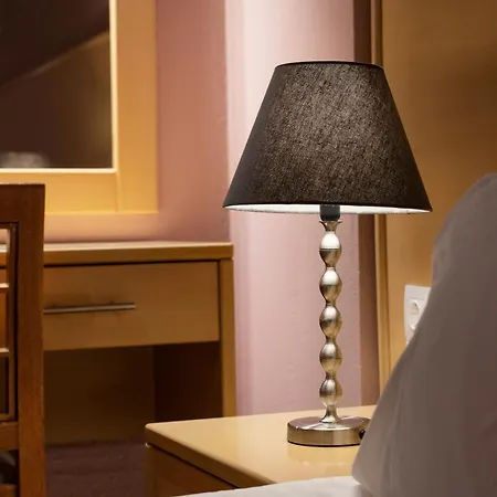Coral Hotel 4*
