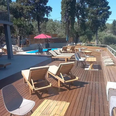 Manolatou Villa *