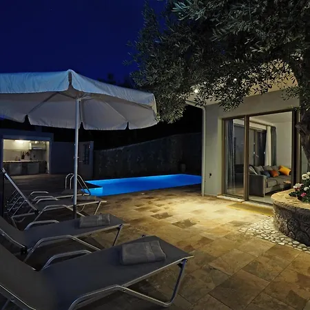 Fundana Villa Liapades