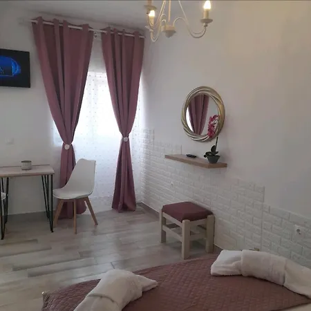 Apartment Loula's House