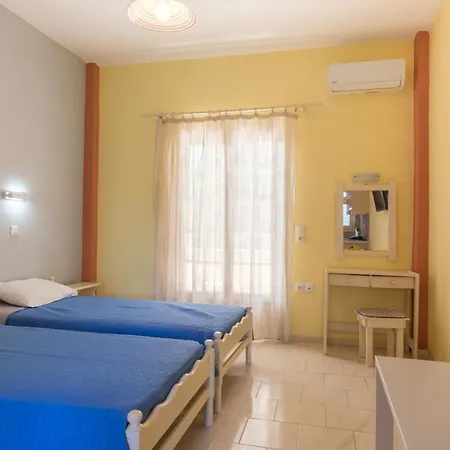 George'S 3-Bed Studios With Garden Apartamento Kávos
